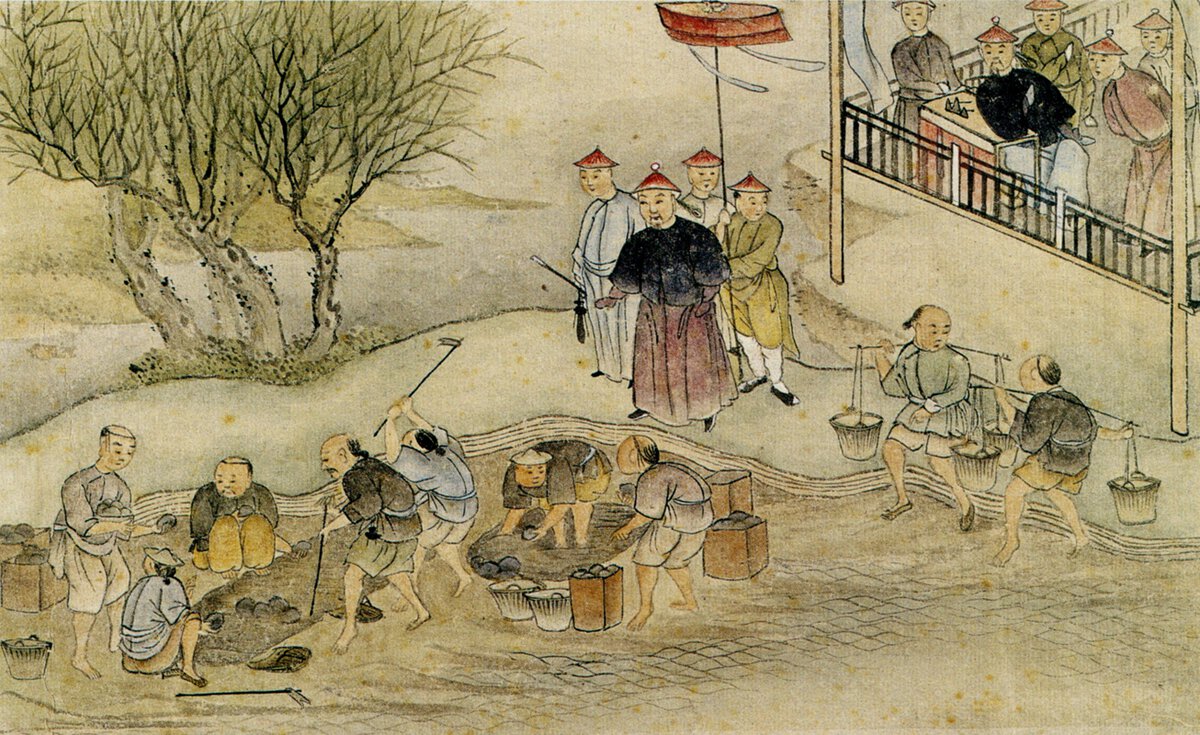 Commissioner Lin and a set of officials overseeing men destroying opium while other men observe.